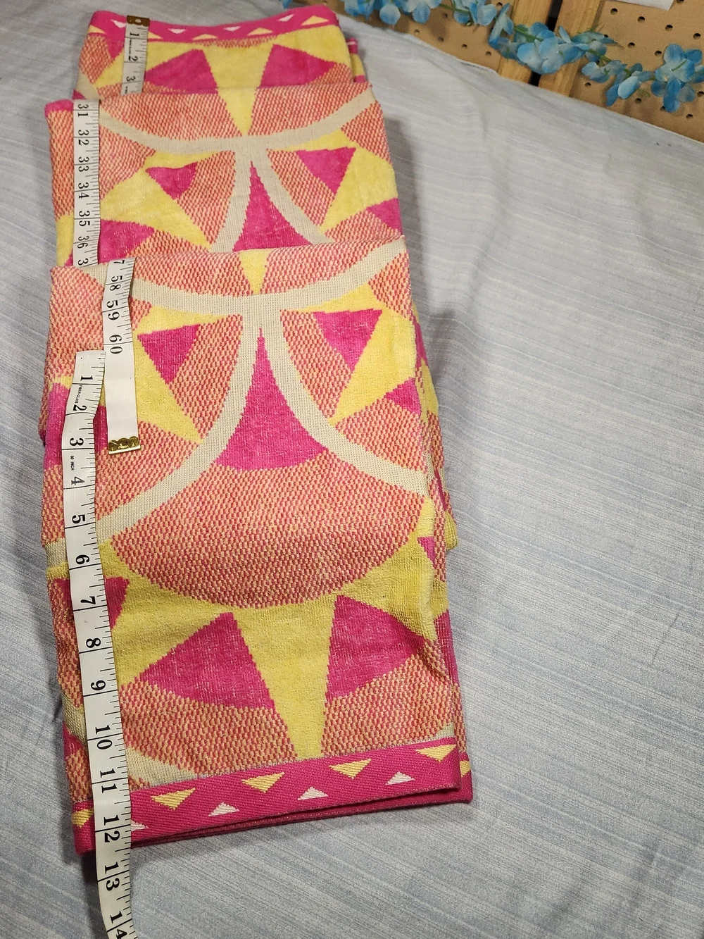 Towel Bright Pink and Yellow Geometric Beach Towel Unbranded New Without Tags #2